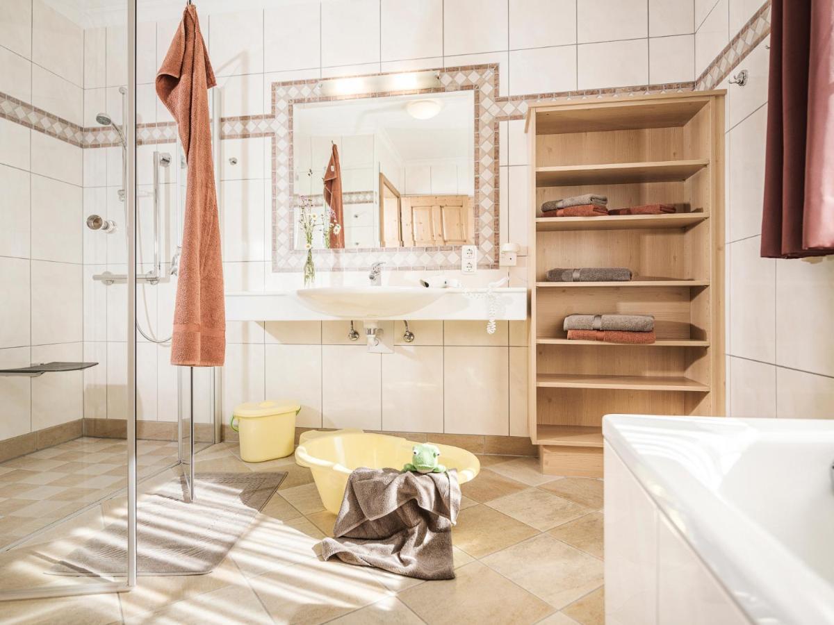Kinderbauernhof Scharrerhof Hollersbach im Pinzgau Εξωτερικό φωτογραφία